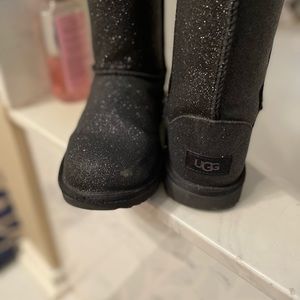 Big Girls Ugg boots 6